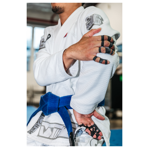 DOGI 045/ PRATA 450G (White)