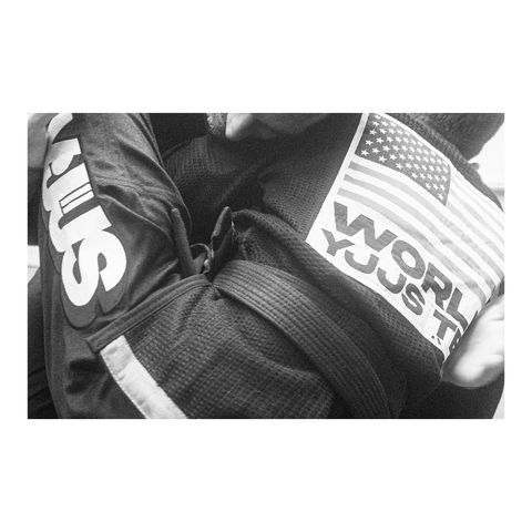 DOGI 044/ N.P.L.H. 450G (Black)