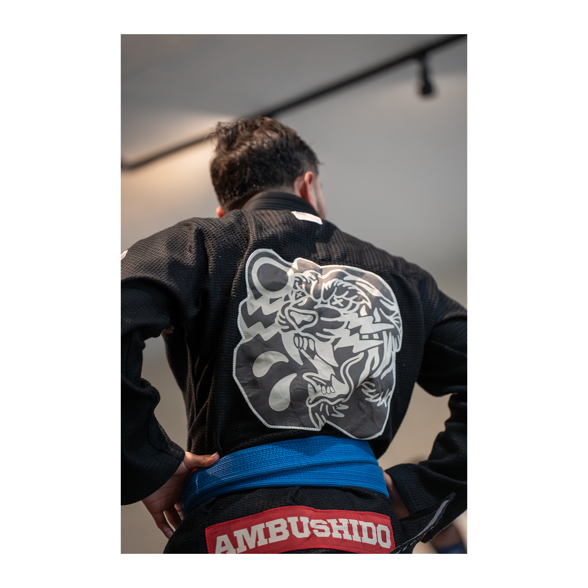 DOGI 042/ Ambush 450G (Black)