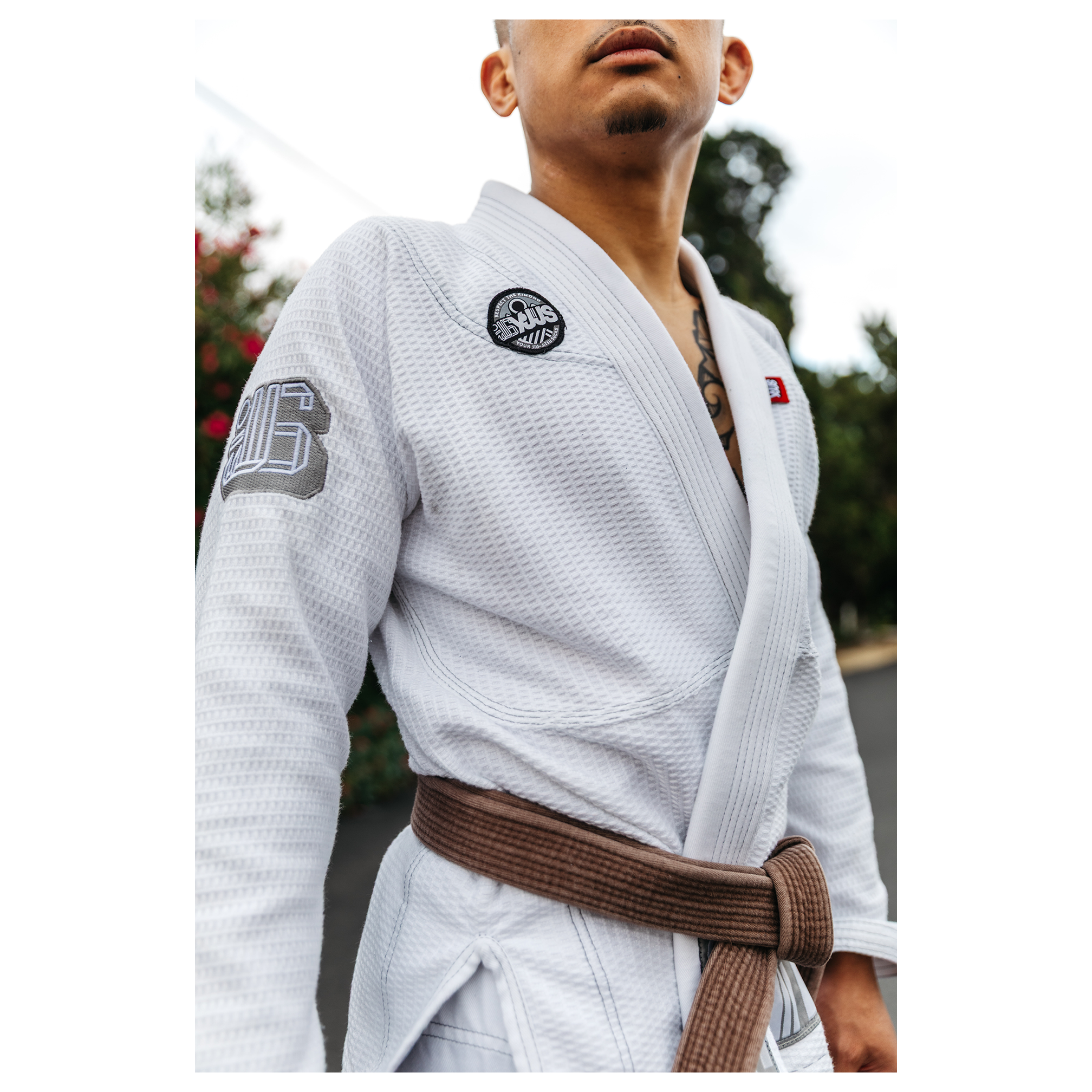 DOGI 045/ PRATA 450G (White)