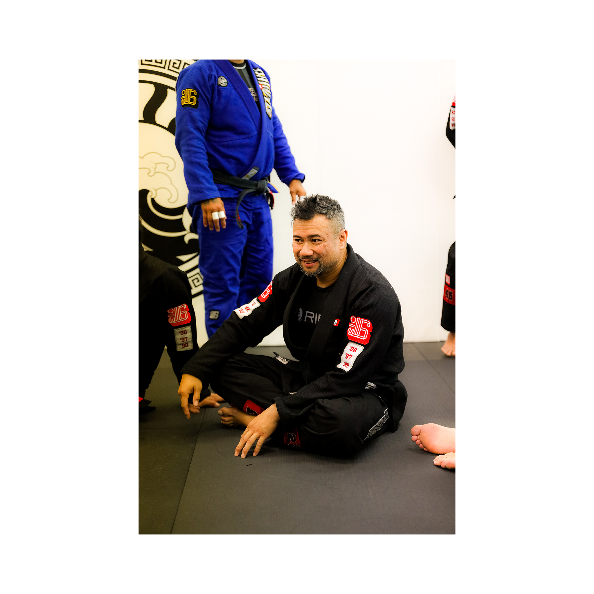 DOGI 041/ World Champ v2 450G (Black)