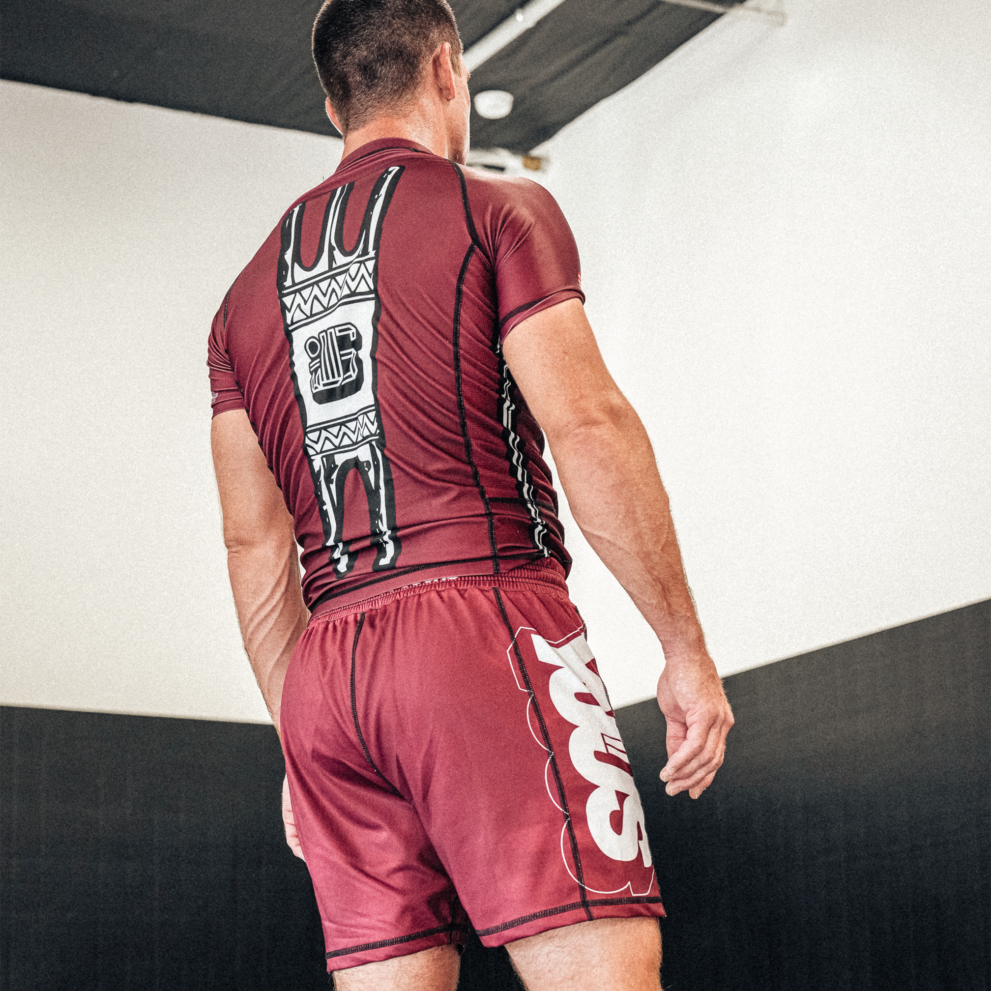 YJJS SNS Black Rashguard (Burgandy)