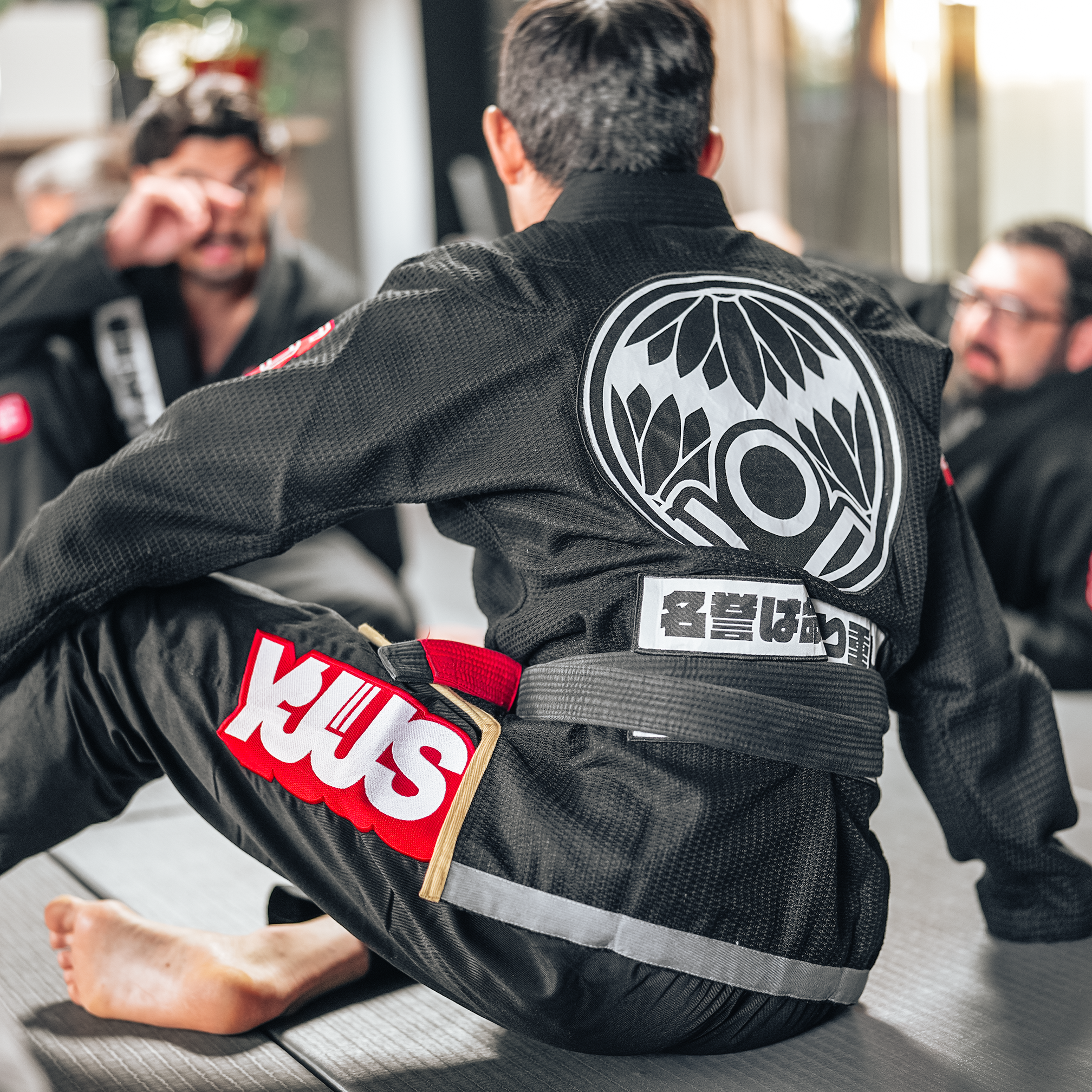 DOGI 054/ Kamon 450G (Black)