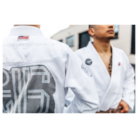 DOGI 045/ PRATA 450G (White)