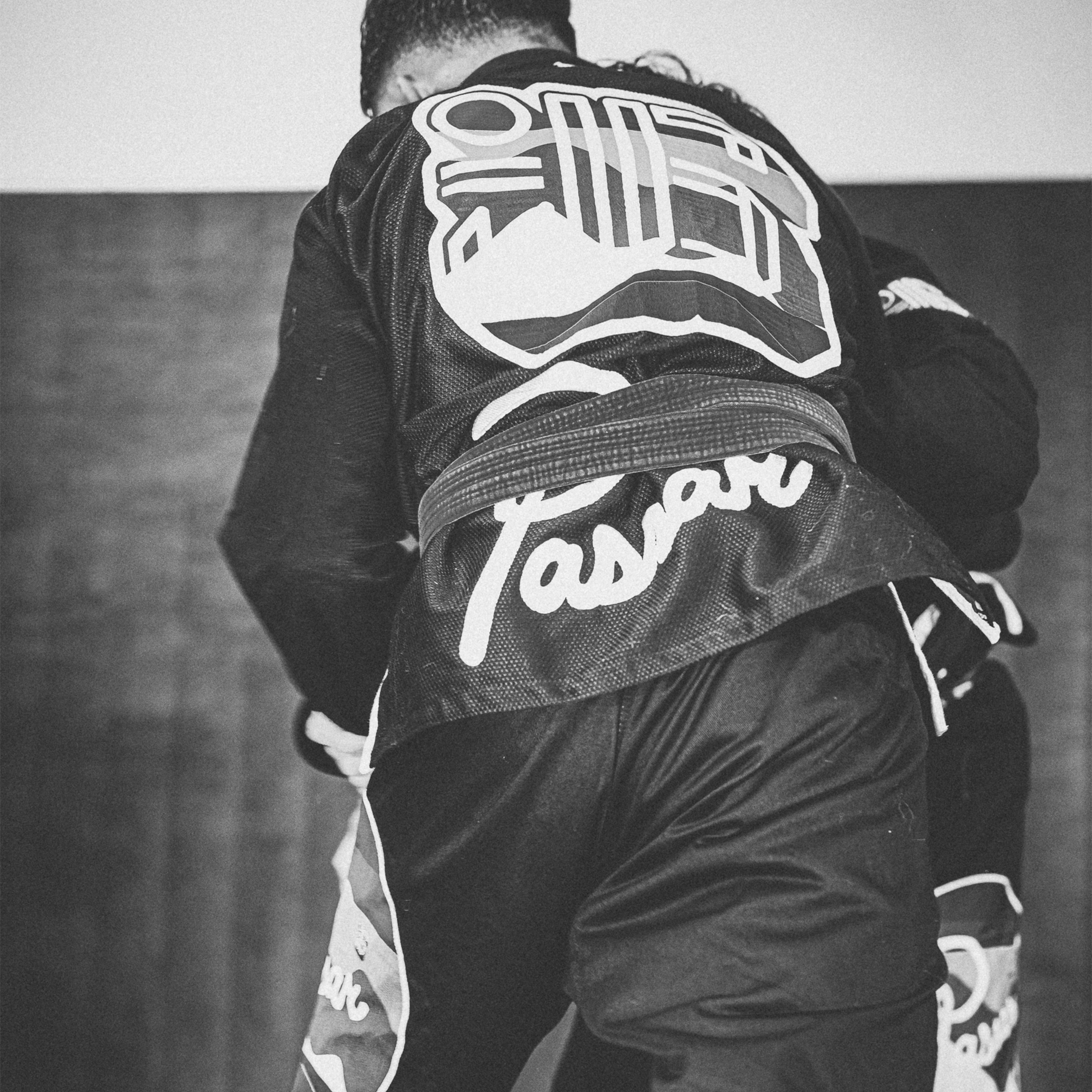 DOGI 060/ PASSAR PW 450G (Black)