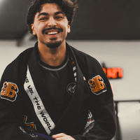 YOUTH DOGI 068/ H.L.S. 450G (ULTRAS12)