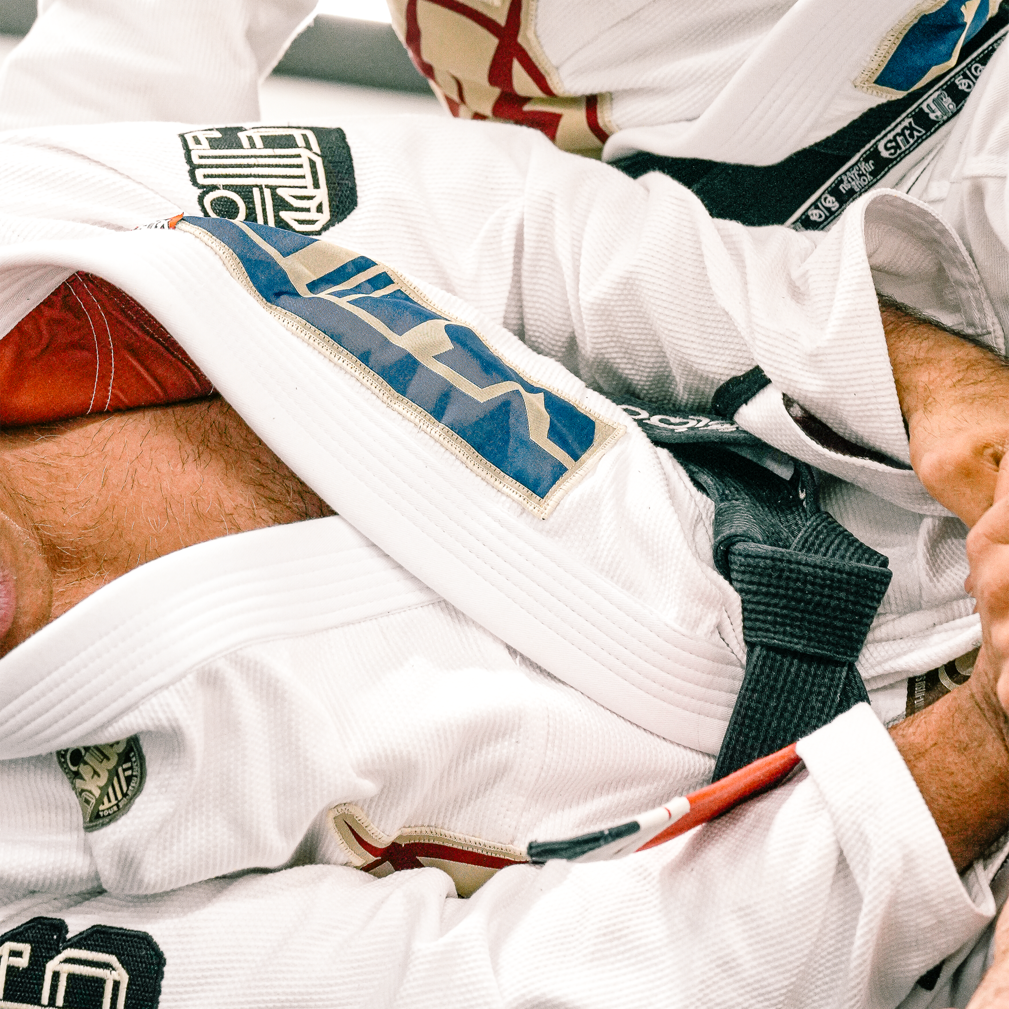 DOGI 057/ FRAG PW 450G (White)