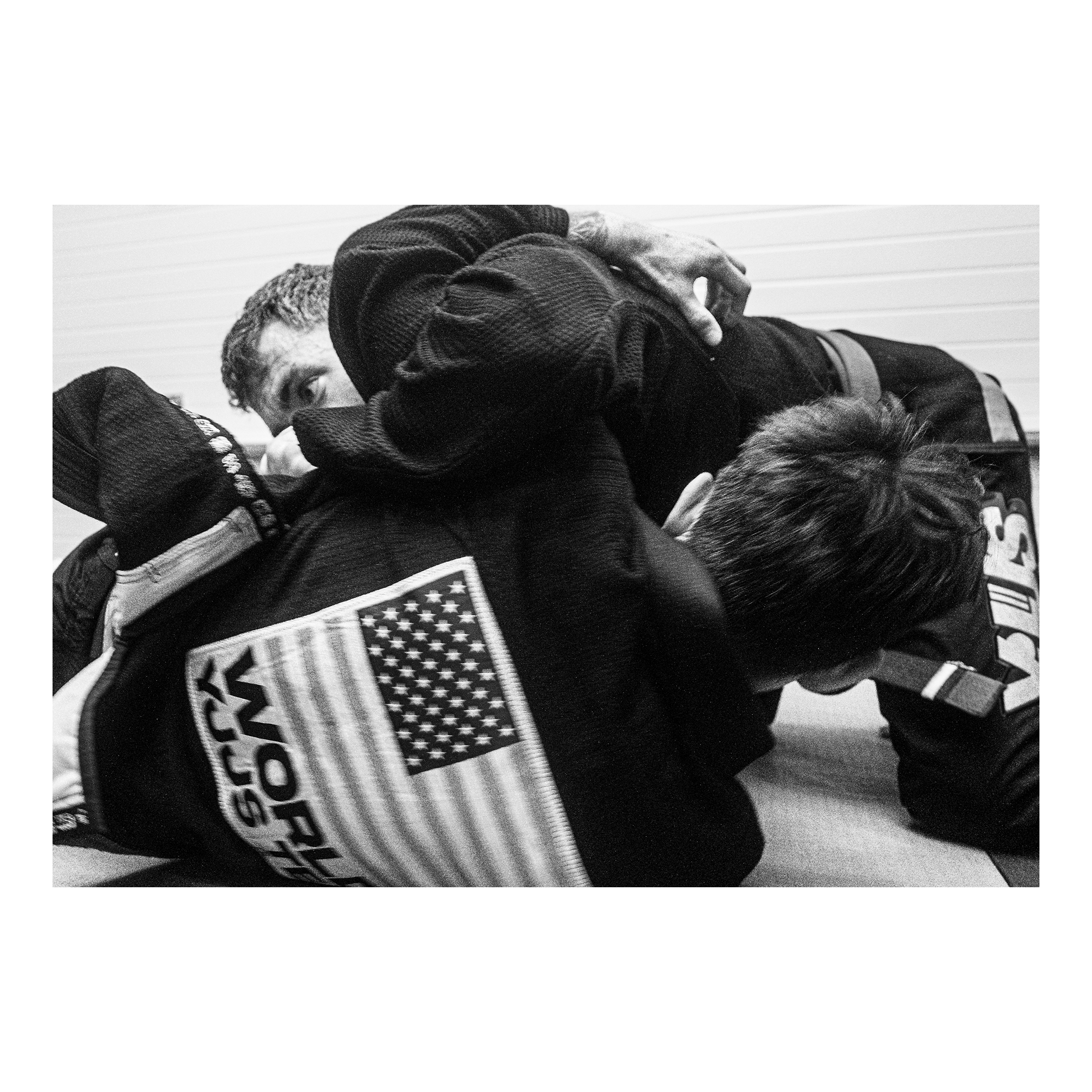 DOGI 044/ N.P.L.H. 450G (Black)