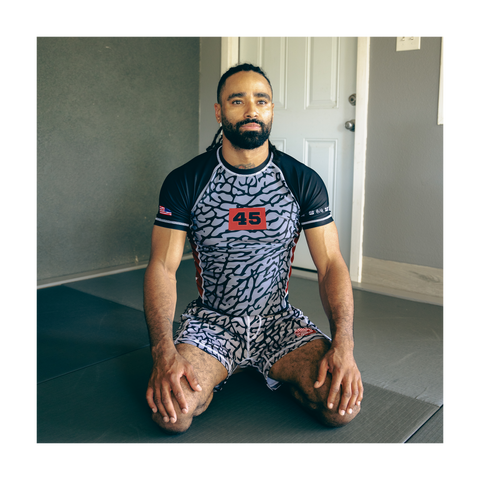 Six Rings Rashguard (Elephant)