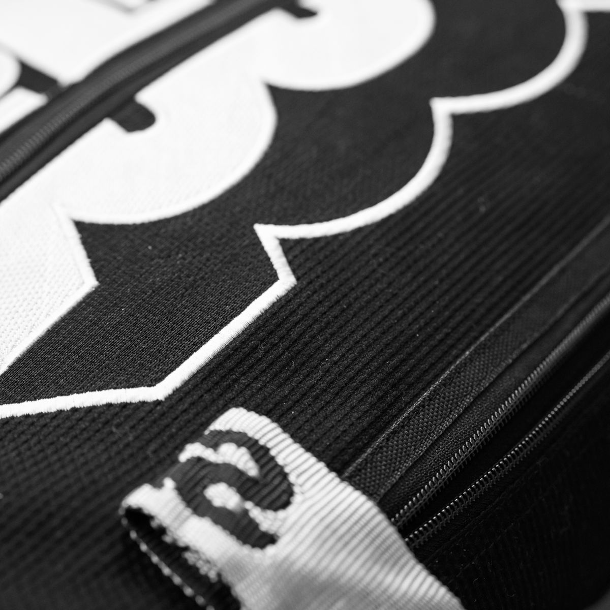 YJJS PW DUFFLE 01 (BLACK)