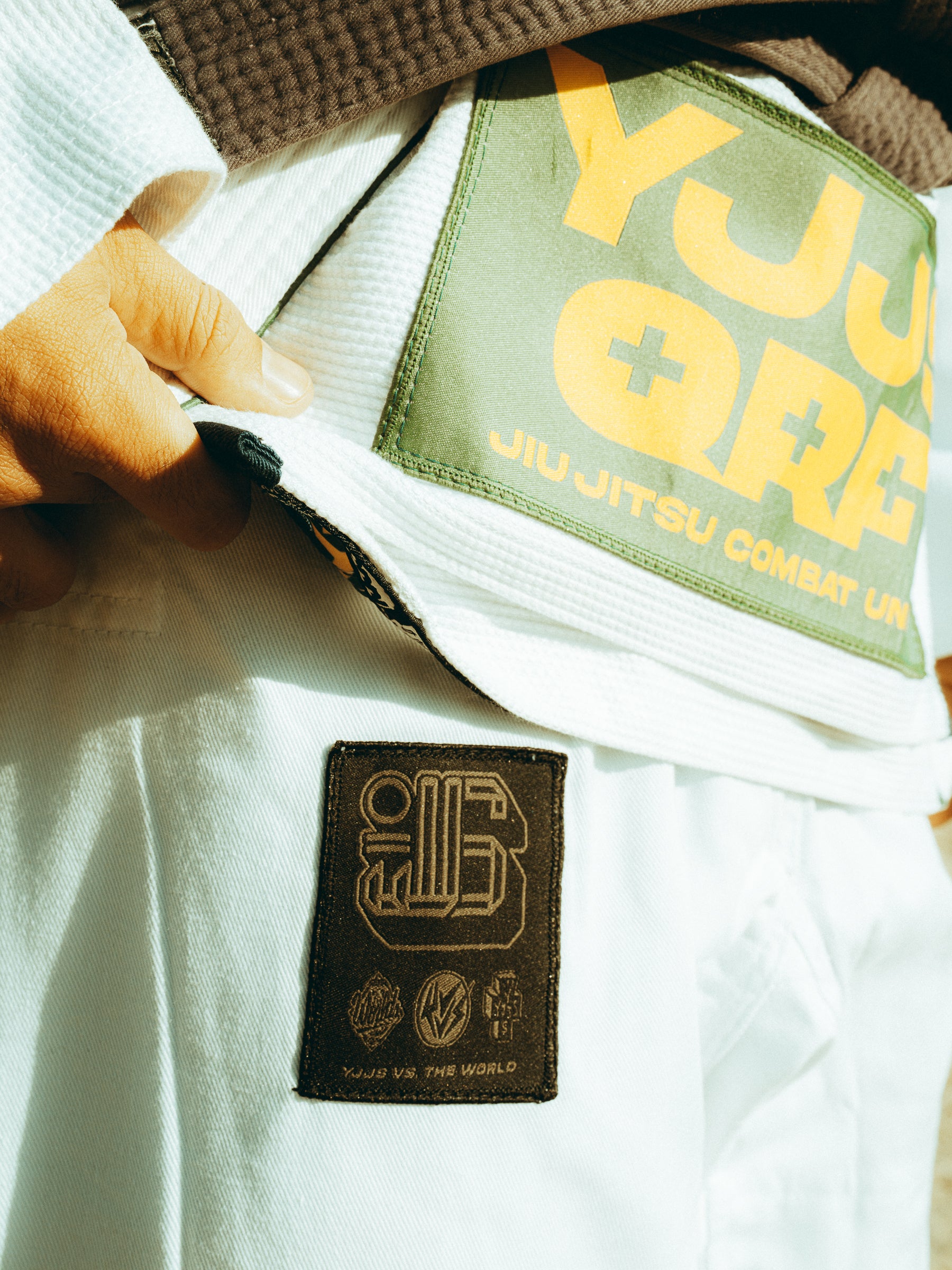 DOGI 077/ YJJS QRF BRASIL (WHITE)