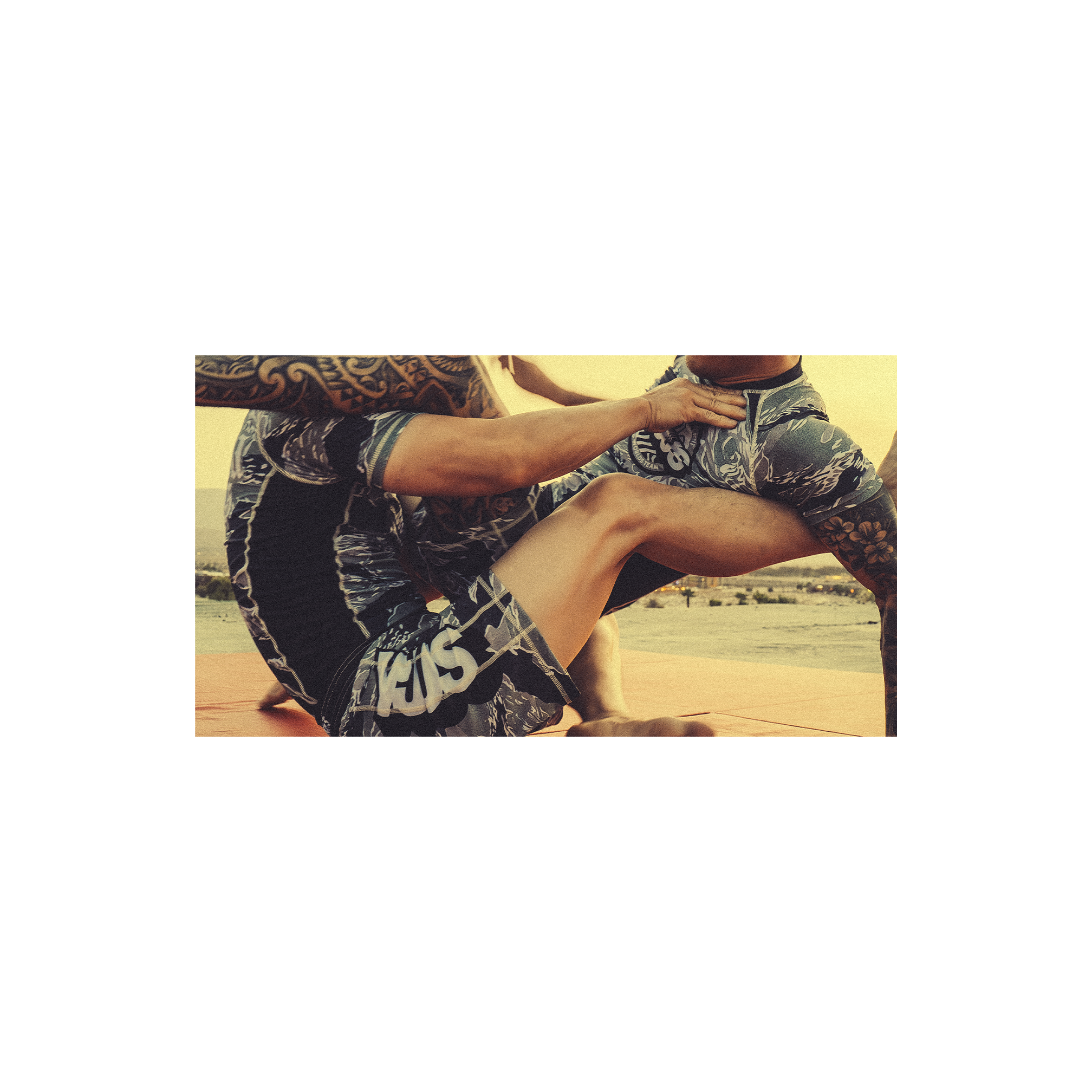 YJJS Tigre Woods Rashguard (Camo)