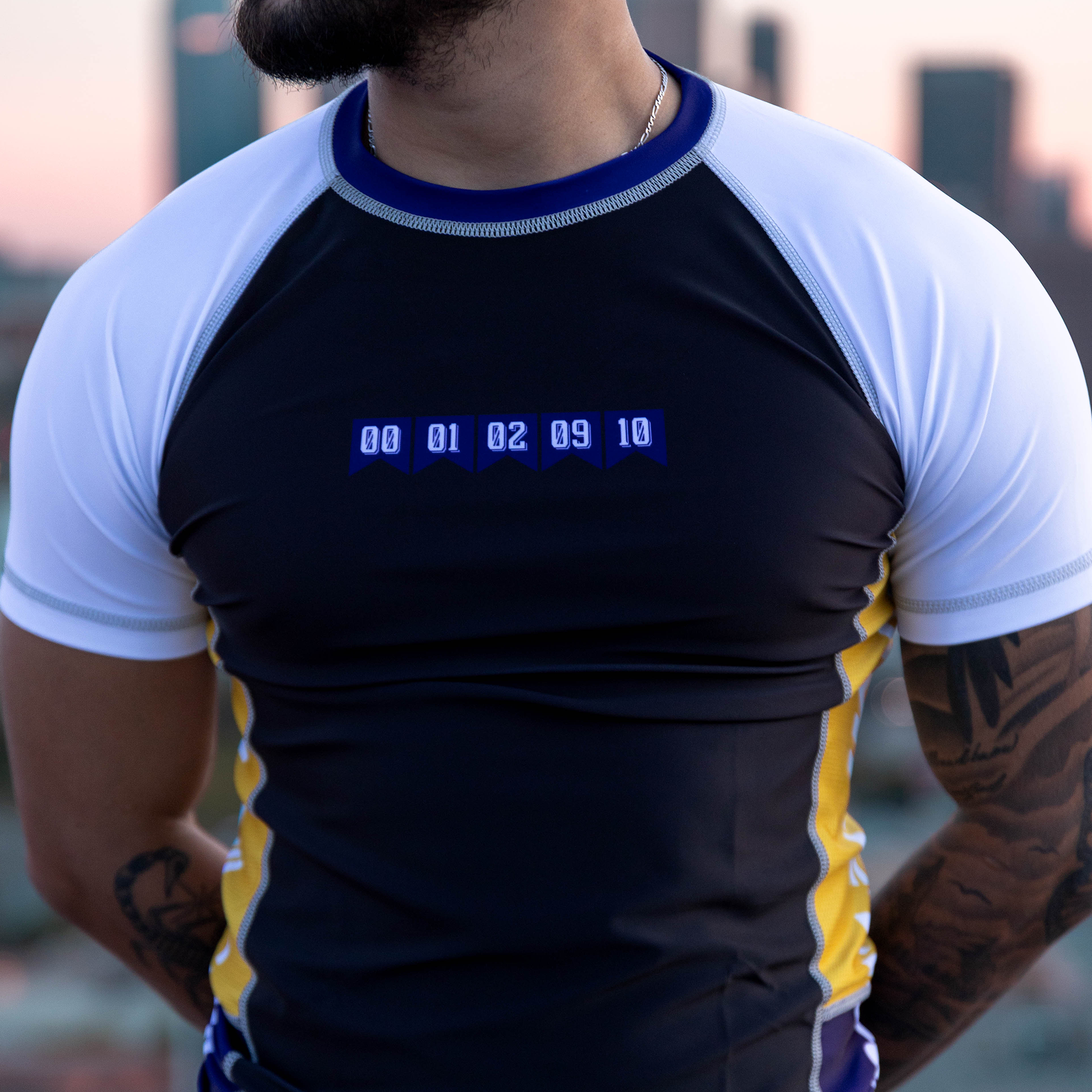 YJJS EIGHT24 Rashguard (BLACK)