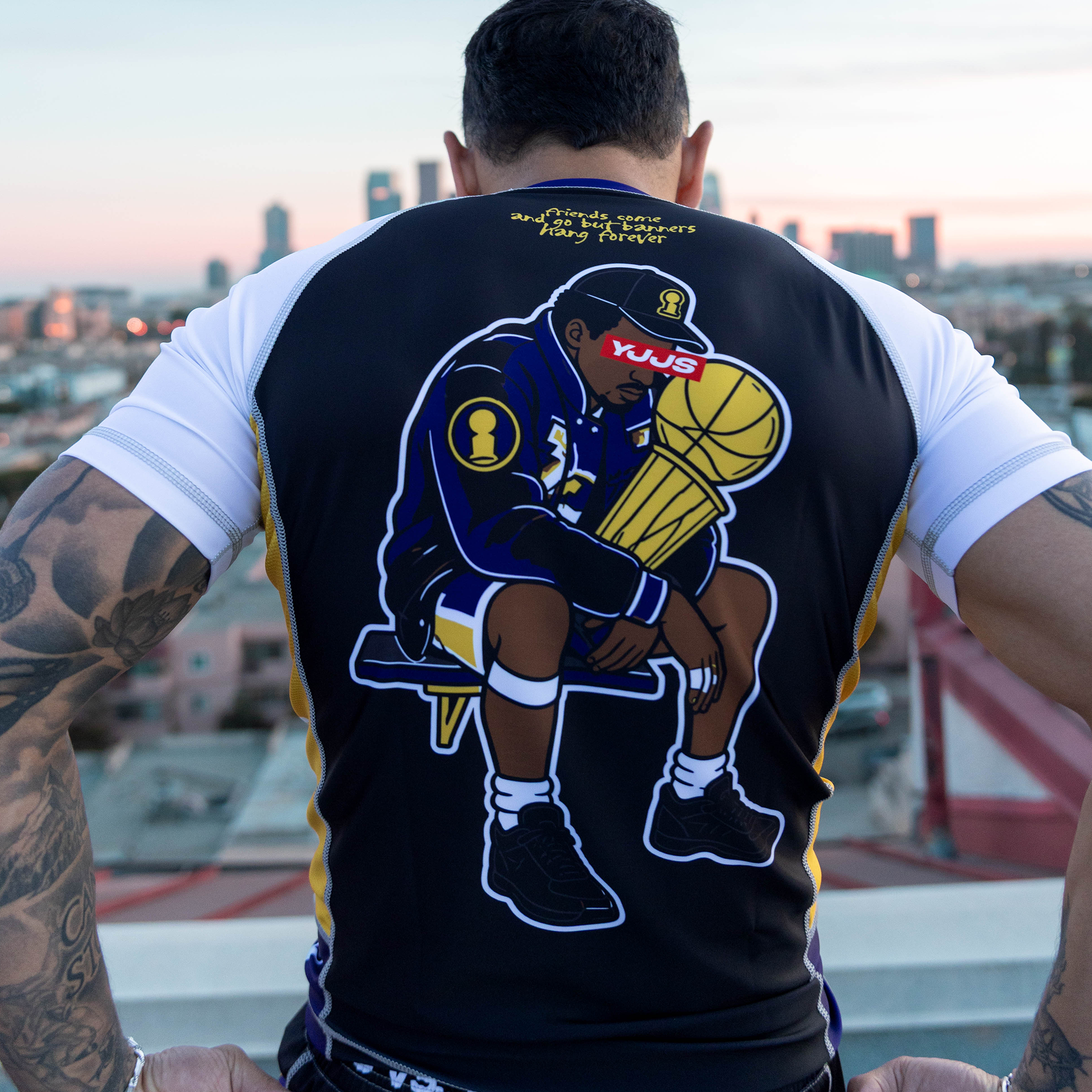 YJJS EIGHT24 Rashguard (BLACK)